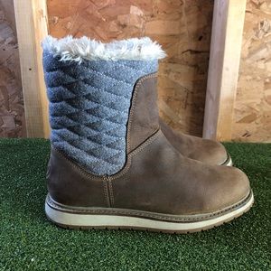 Helly Hansen Brown Side Zip Leather Booties Women’s Size 7